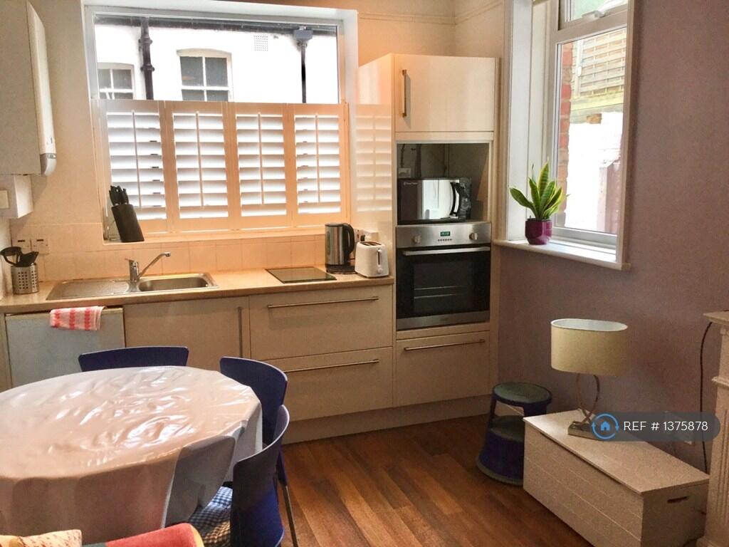 1 bed 1st Floor Flat for rent in Whitby. From OpenRent 1 bed 1st Floor Flat for rent in Whitby. From OpenRent