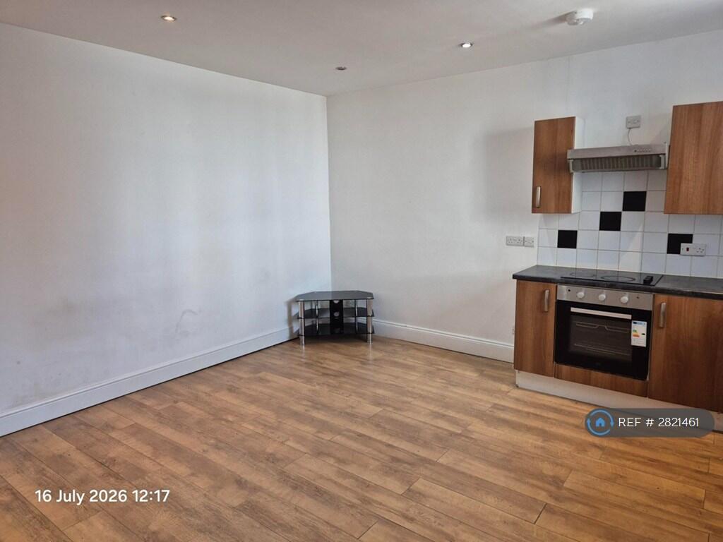 1 bed 1st Floor Flat for rent in Blackburn. From OpenRent