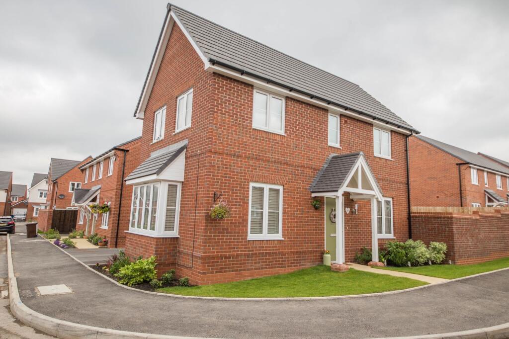 3 bed Detached for rent in Town of Lowton. From Our Move Ltd 3 bed Detached for rent in Town of Lowton. From Our Move Ltd