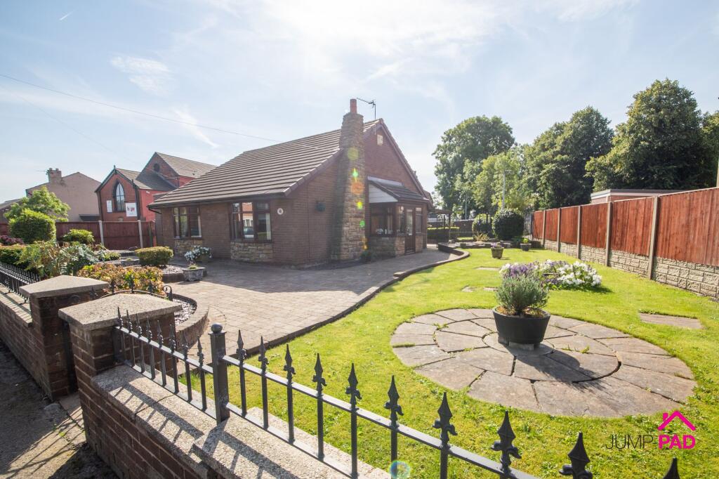 2 bed Detached bungalow for rent in Ashton-in-Makerfield. From Our Move Ltd
