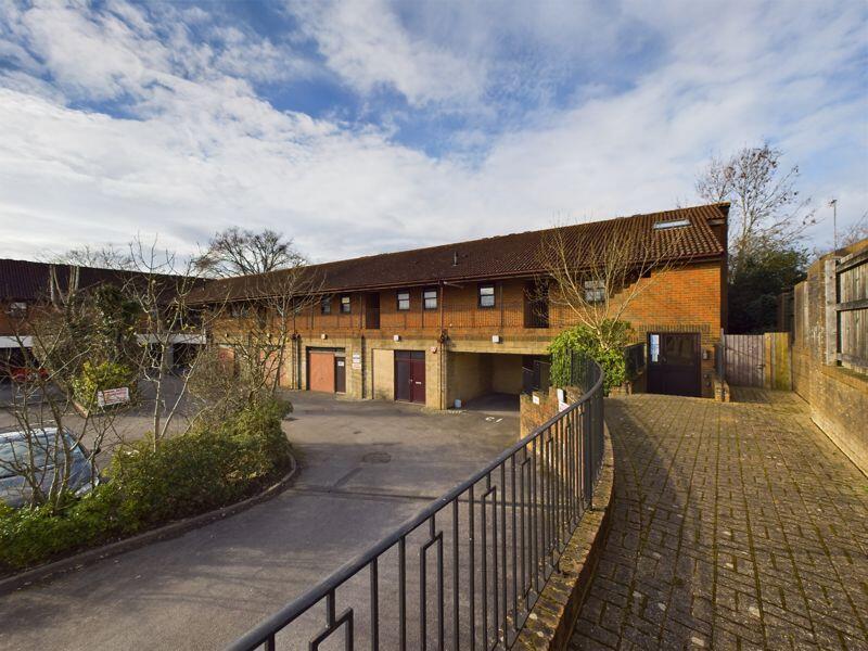 1 bed Apartment for rent in Caterham. From P . A . Jones Property Solutions - Caterham - High Street 1 bed Apartment for rent in Caterham. From P . A . Jones Property Solutions - Caterham - High Street