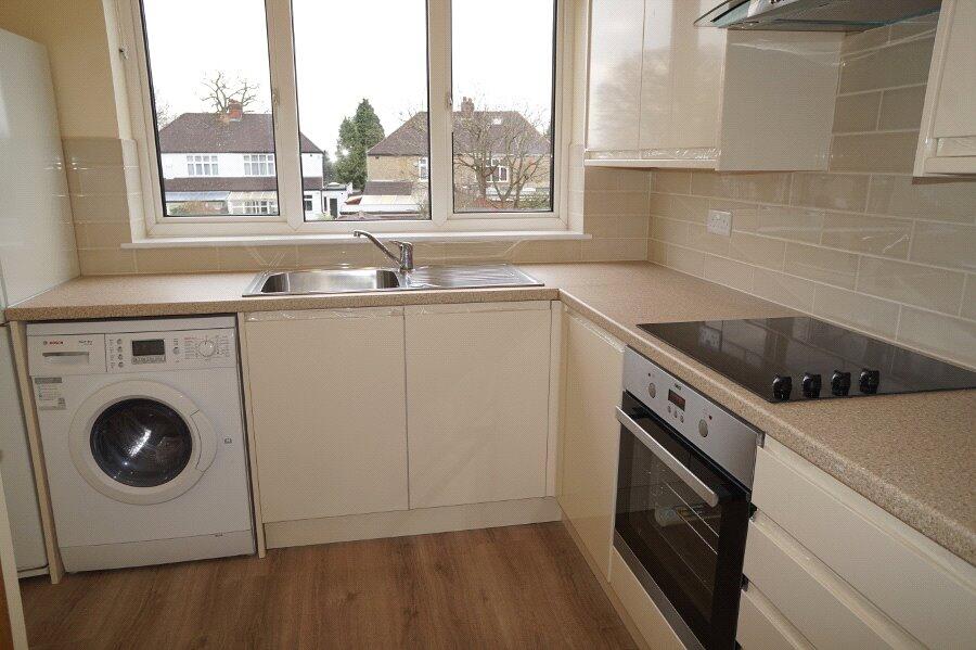 2 bed Apartment for rent in Pinner. From Paige and Petrook - Pinner