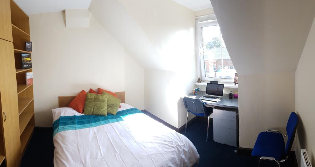 5 bed Private Halls for rent in Stoughton. From Parmars - Leicester