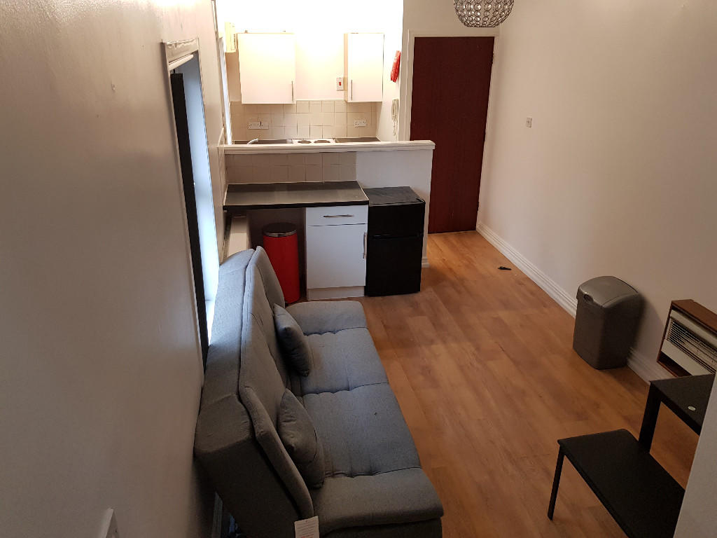 1 bed House (unspecified) for rent in Stoughton. From Parmars - Leicester