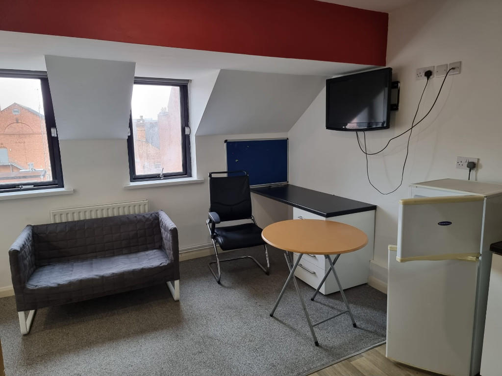 3 bed Studio for rent in Stoughton. From Parmars - Leicester 3 bed Studio for rent in Stoughton. From Parmars - Leicester