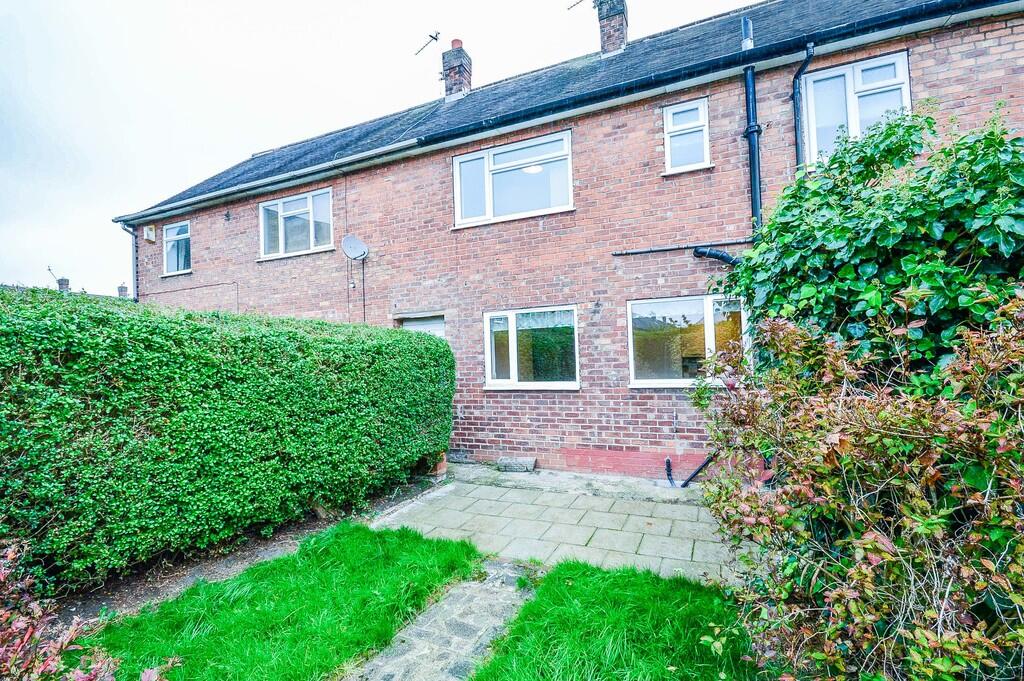 3 bed Mid Terraced House for rent in Manchester. From Jameson & Partners - Altrincham