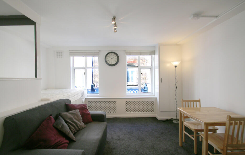 4 bed Studio for rent in Westminster. From Pearl & Coutts Ltd 4 bed Studio for rent in Westminster. From Pearl & Coutts Ltd
