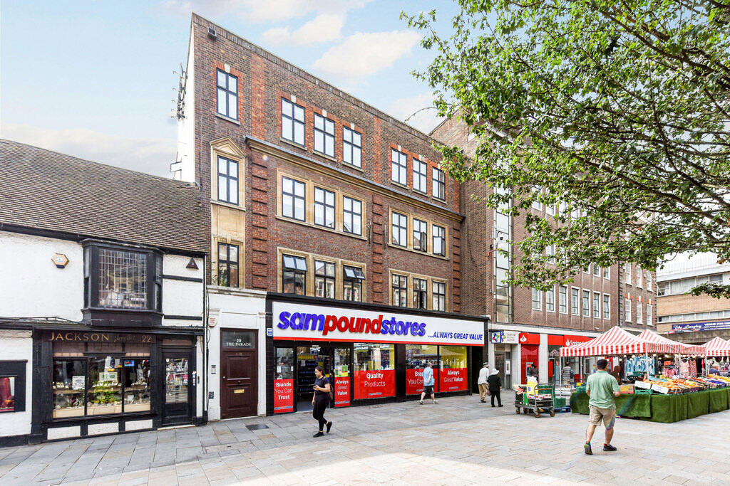 1 bed 1st Floor Flat for rent in Watford. From Pearl & Coutts Ltd 1 bed 1st Floor Flat for rent in Watford. From Pearl & Coutts Ltd