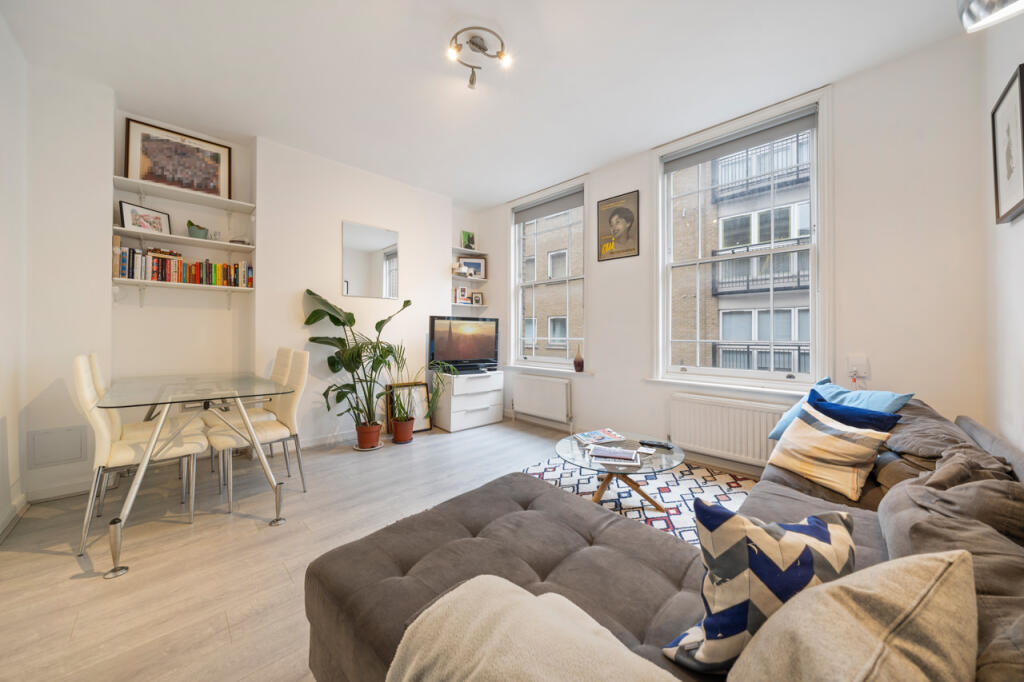 4 bed 1st Floor Flat for rent in Bethnal Green. From Pearl & Coutts Ltd