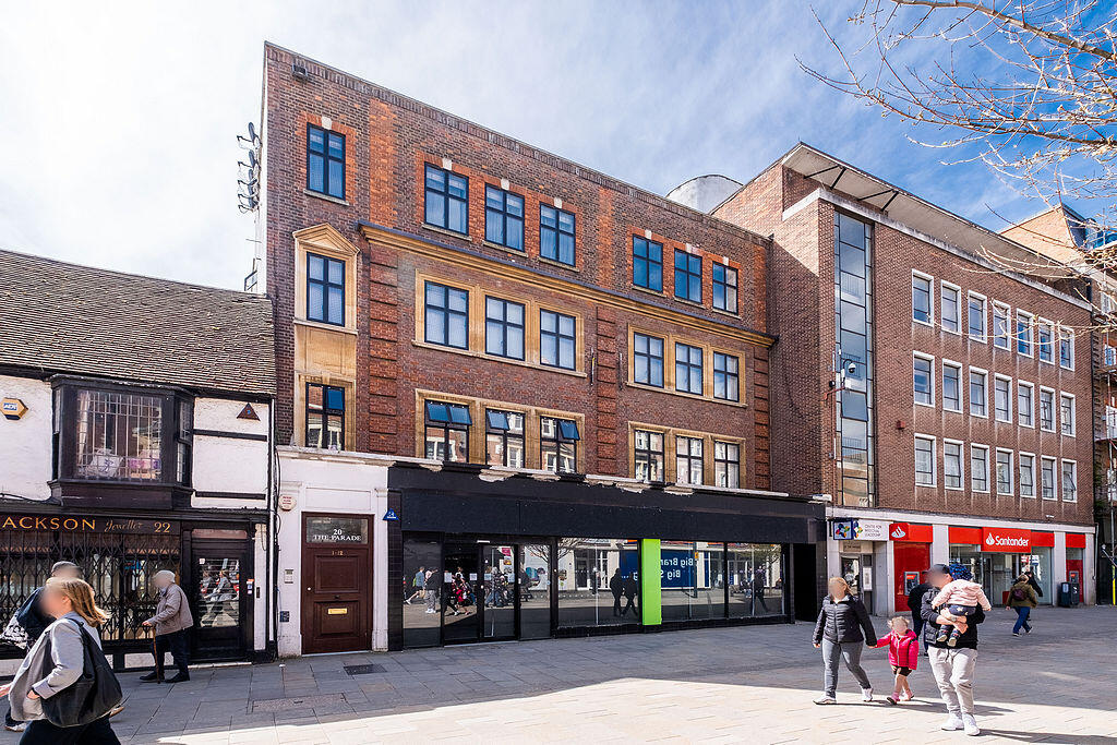 1 bed 1st Floor Flat for rent in Watford. From Pearl & Coutts Ltd 1 bed 1st Floor Flat for rent in Watford. From Pearl & Coutts Ltd