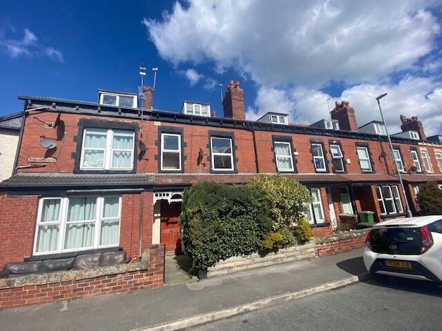 1 bed 1st Floor Flat for rent in Shadwell. From Jane Wetherop Partnership - Leeds