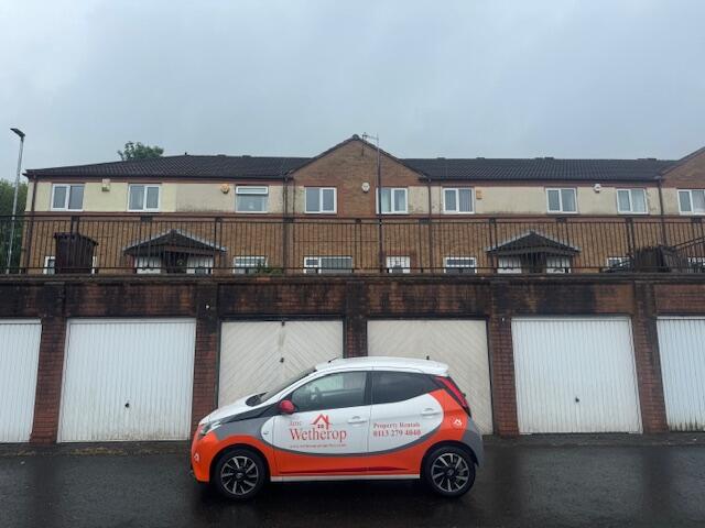 2 bed Mid Terraced House for rent in Troydale. From Jane Wetherop Partnership - Leeds