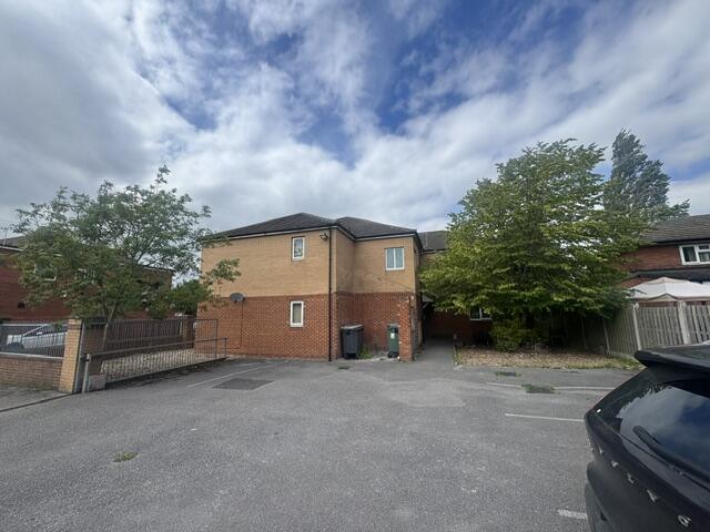2 bed 1st Floor Flat for rent in East Ardsley. From Jane Wetherop Partnership - Leeds 2 bed 1st Floor Flat for rent in East Ardsley. From Jane Wetherop Partnership - Leeds