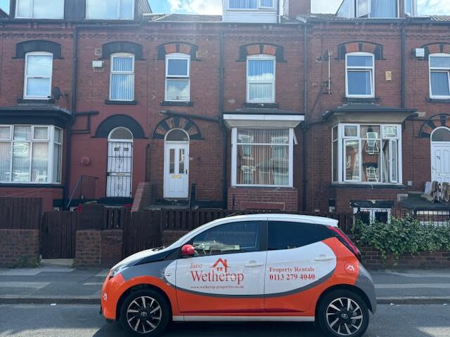 2 bed Mid Terraced House for rent in Leeds. From Jane Wetherop Partnership - Leeds 2 bed Mid Terraced House for rent in Leeds. From Jane Wetherop Partnership - Leeds