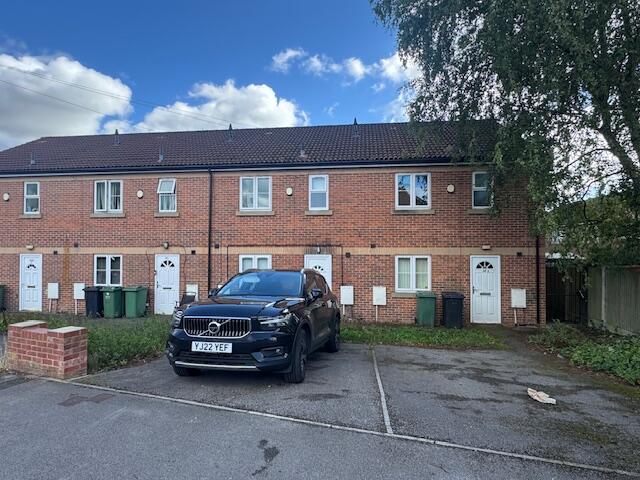 3 bed Mid Terraced House for rent in Leeds. From Jane Wetherop Partnership - Leeds 3 bed Mid Terraced House for rent in Leeds. From Jane Wetherop Partnership - Leeds