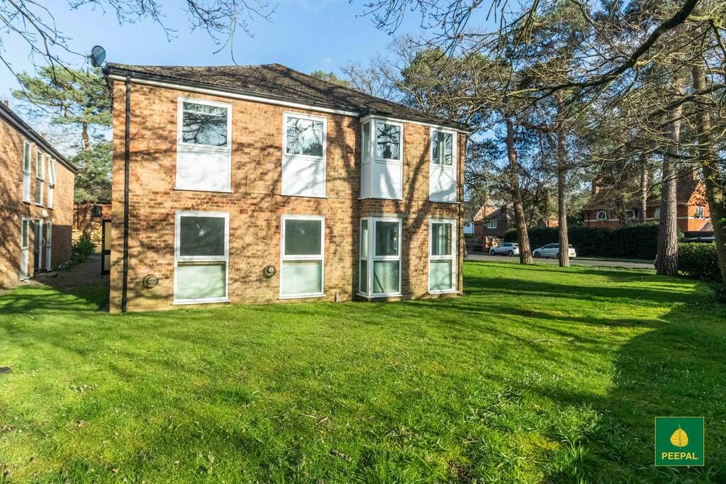 2 bed House (unspecified) for rent in Farnborough. From Peepal Estate Agents - Farnborough