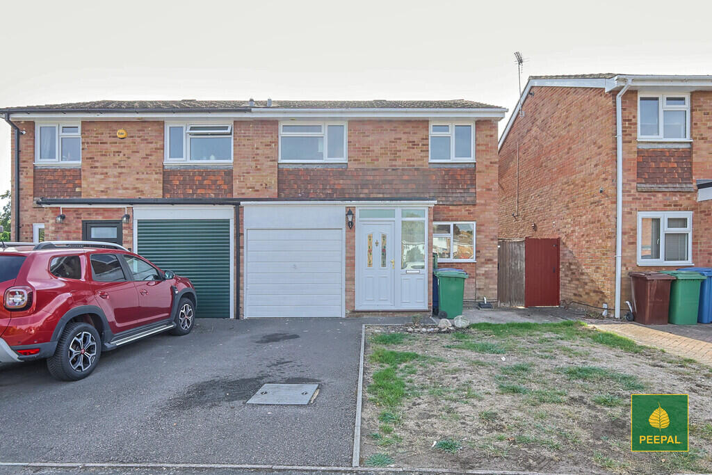 3 bed Semi Detached for rent in Farnborough. From Peepal Estate Agents - Farnborough