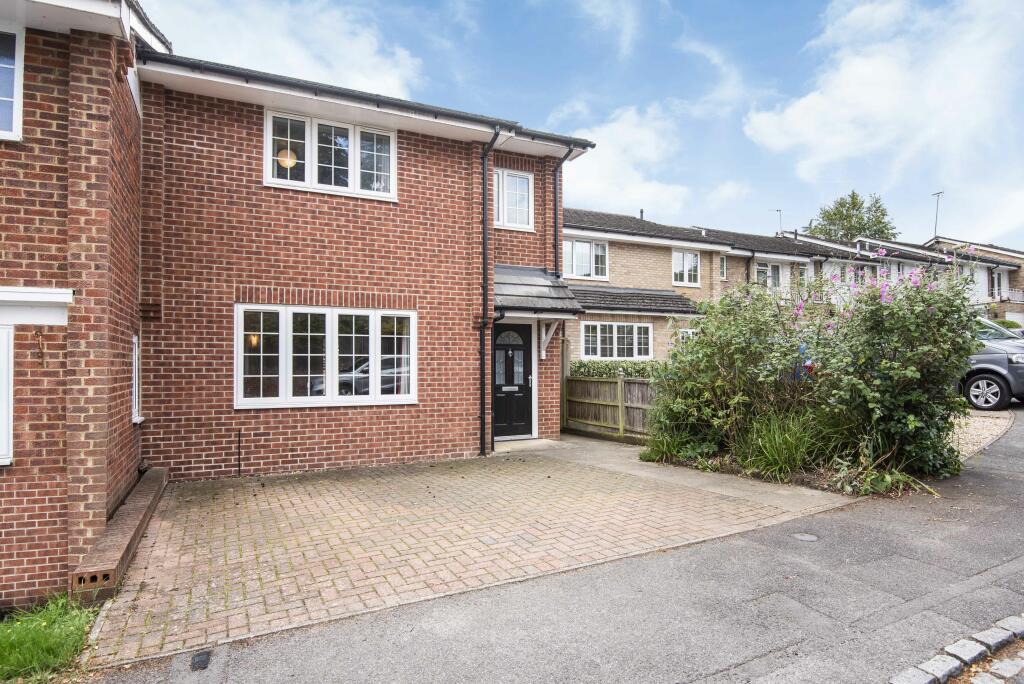 4 bed Semi-Detached House for rent in Henley-on-Thames. From Penny & Sinclair