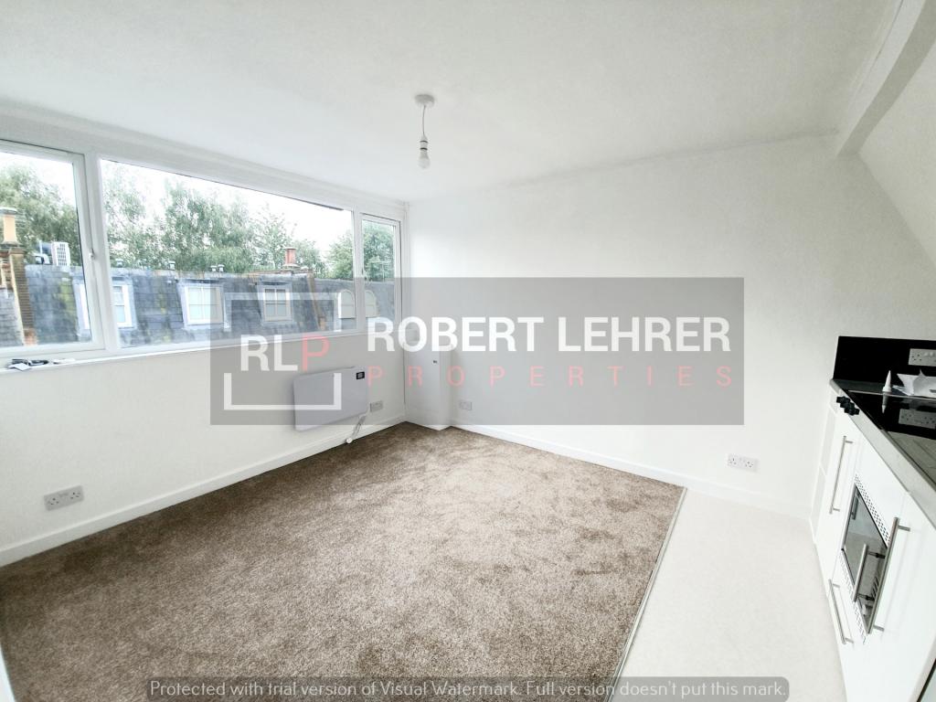 1 bed 1st Floor Flat for rent in Hampstead. From Robert Lehrer Properties