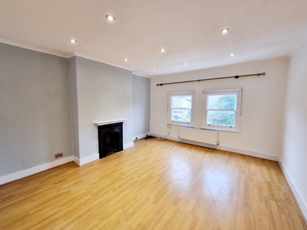 1 bed Apartment for rent in Hornsey. From Robert Lehrer Properties 1 bed Apartment for rent in Hornsey. From Robert Lehrer Properties