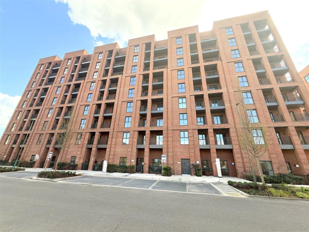 1 bed Apartment for rent in . From Richard James - Mill Hill