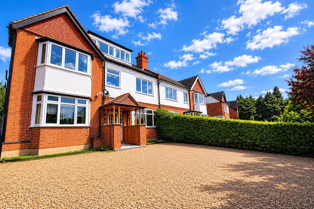 4 bed Apartment for rent in Arkley. From Richard James - Mill Hill