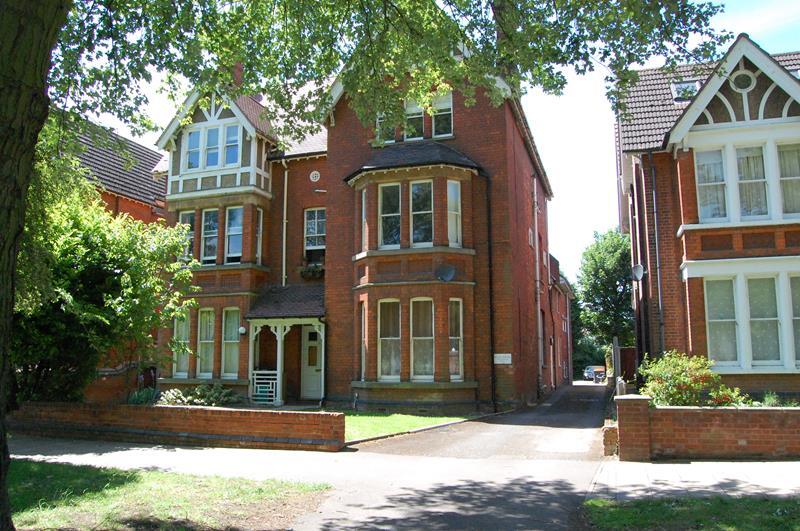 1 bed 1st Floor Flat for rent in Bedford. From Jayne Beard - Bedford