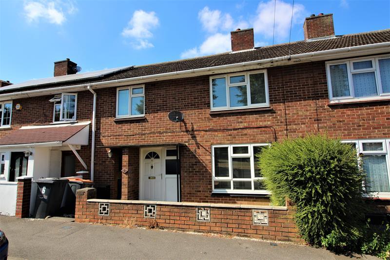 4 bed Mid Terraced House for rent in Salph End. From Jayne Beard - Bedford