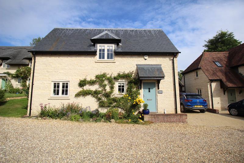 3 bed Detached for rent in Pavenham. From Jayne Beard - Bedford