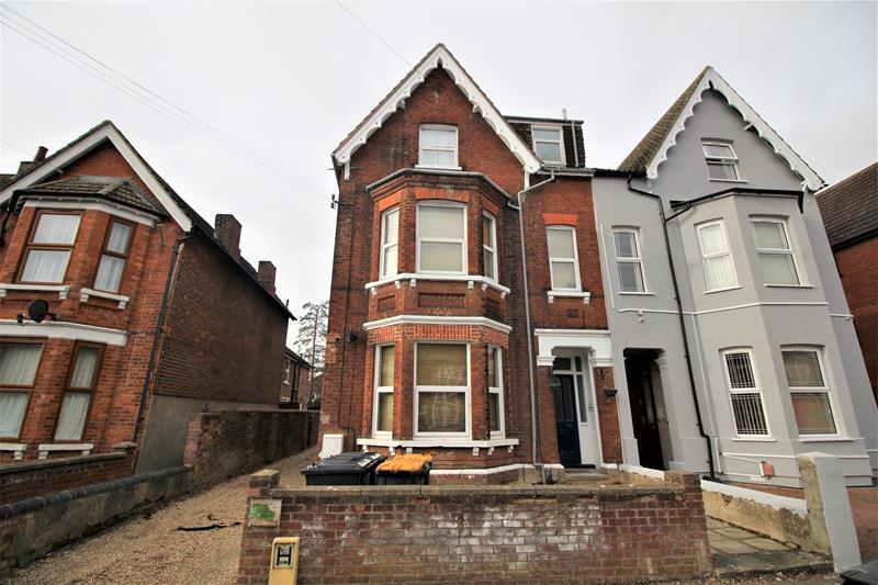 1 bed 1st Floor Flat for rent in Bedford. From Jayne Beard - Bedford