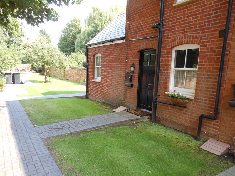 1 bed 1st Floor Flat for rent in Bedford. From Jayne Beard - Bedford