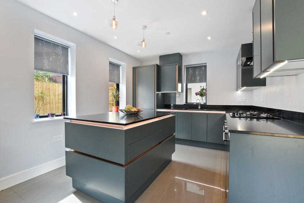 2 bed Detached for rent in Sandford-on-Thames. From JCP Estate Agents - East Oxford