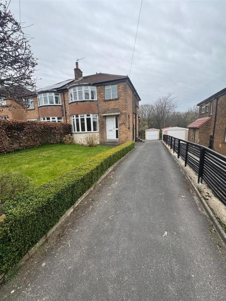 3 bed Detached for rent in Holmfirth. From Peter David Properties - Brighouse