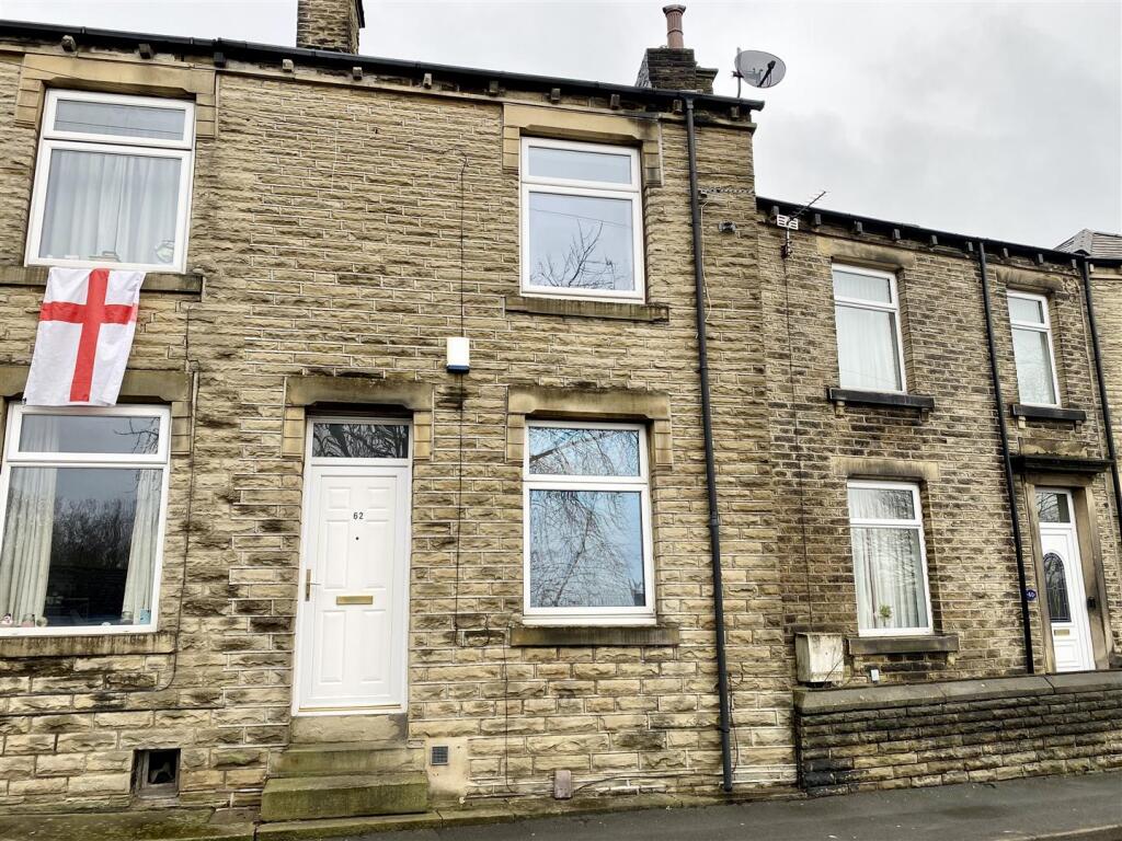 1 bed Detached for rent in Brighouse. From Peter David Properties - Brighouse