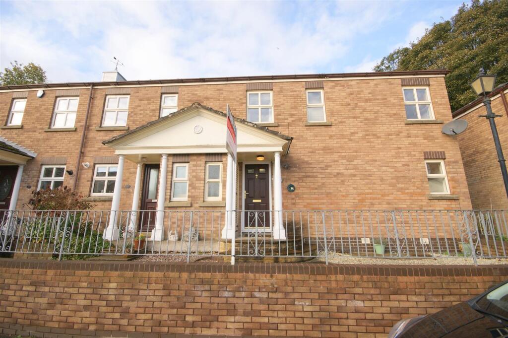 2 bed Mid Terraced House for rent in Kirkheaton. From Peter David Properties - Brighouse