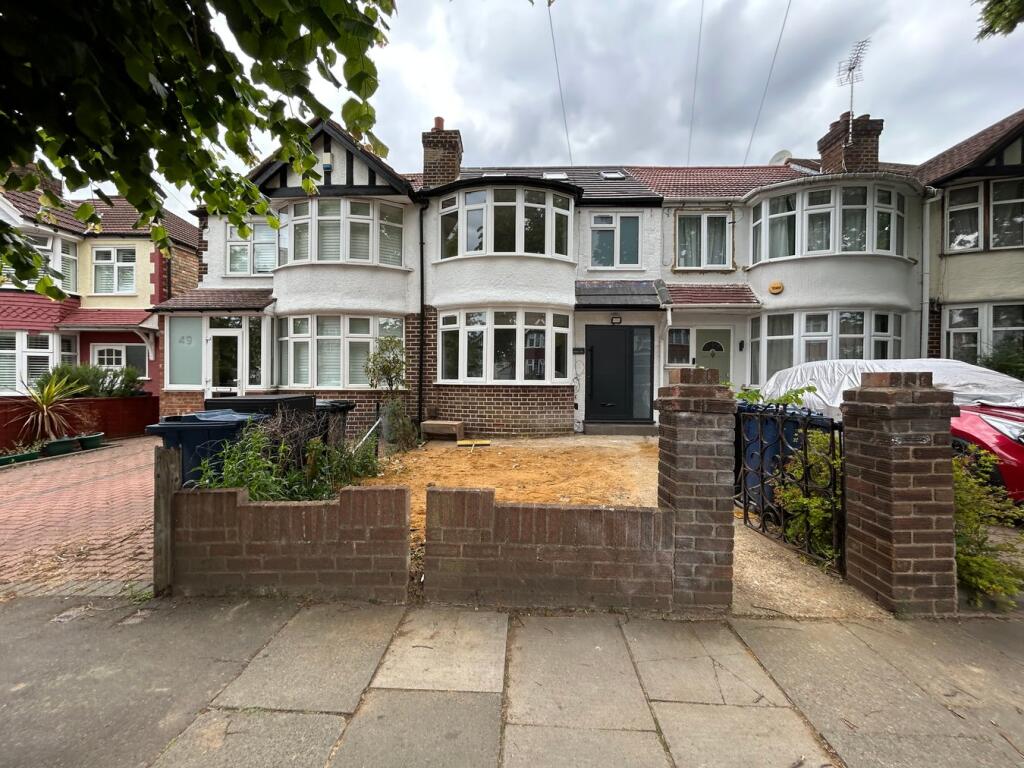 4 bed Detached for rent in Greenford. From Peter Gamble & Co