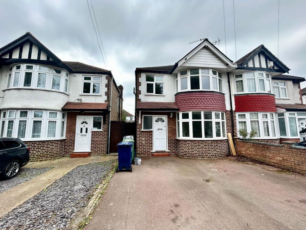 3 bed Detached for rent in Greenford. From Peter Gamble & Co