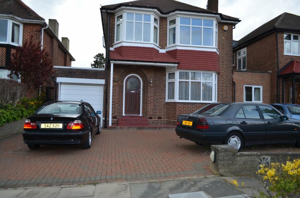 4 bed Semi-Detached House for rent in Southgate. From Peter Michael Estates