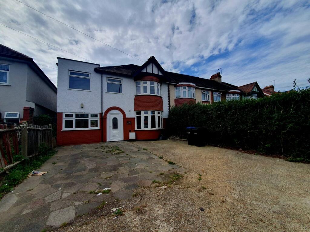 1 bed House Share for rent in Edmonton. From Peter Michael Estates