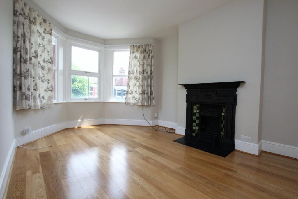 2 bed 1st Floor Flat for rent in Tottenham. From Peter Michael Estates
