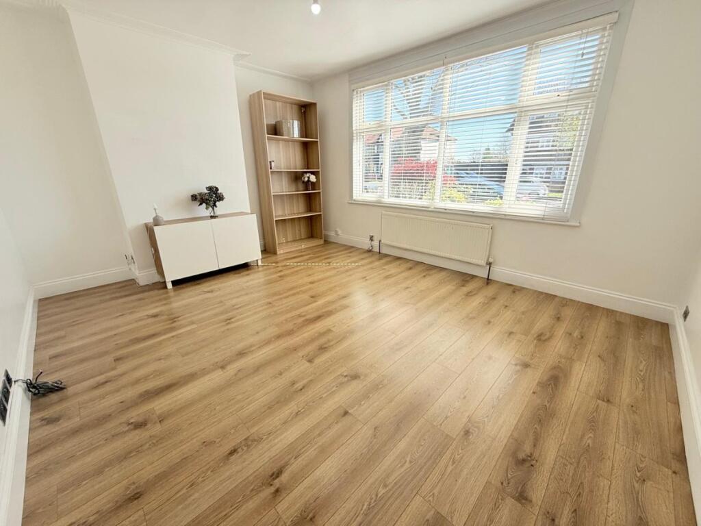 4 bed Detached for rent in Wood Green. From Peter Michael Estates