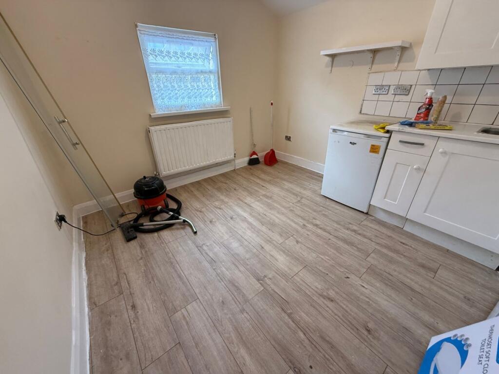 4 bed House Share for rent in Tottenham. From Peter Michael Estates