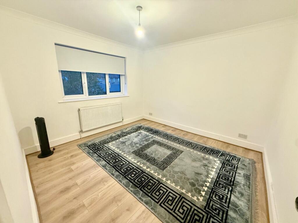 1 bed House Share for rent in Edmonton. From Peter Michael Estates