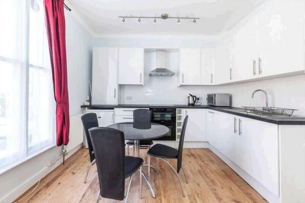 1 bed Apartment for rent in Islington. From PG Estates
