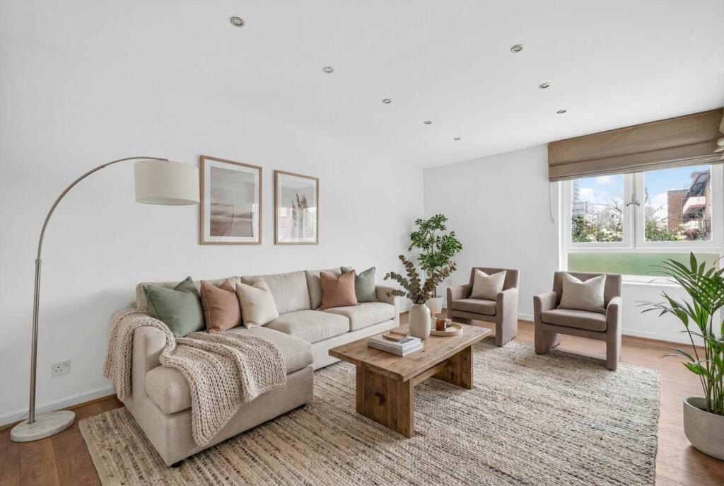 1 bed 1st Floor Flat for rent in Stepney. From PG Estates - Islington