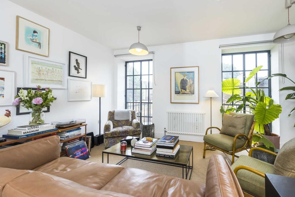 3 bed Apartment for rent in Islington. From PG Estates - Islington 3 bed Apartment for rent in Islington. From PG Estates - Islington