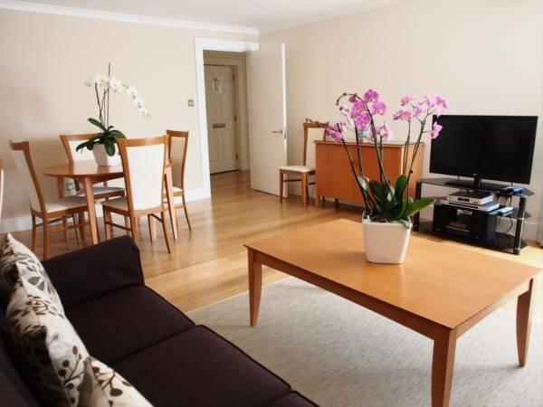 1 bed 1st Floor Flat for rent in London. From Plaza Estates 1 bed 1st Floor Flat for rent in London. From Plaza Estates