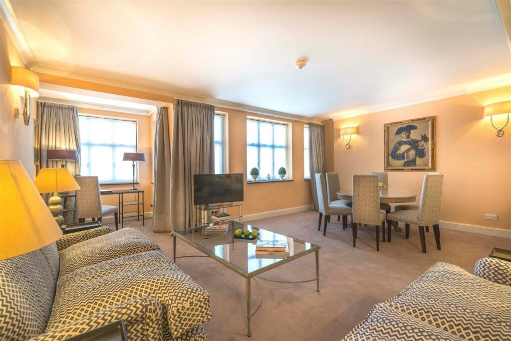 2 bed 1st Floor Flat for rent in London. From Plaza Estates