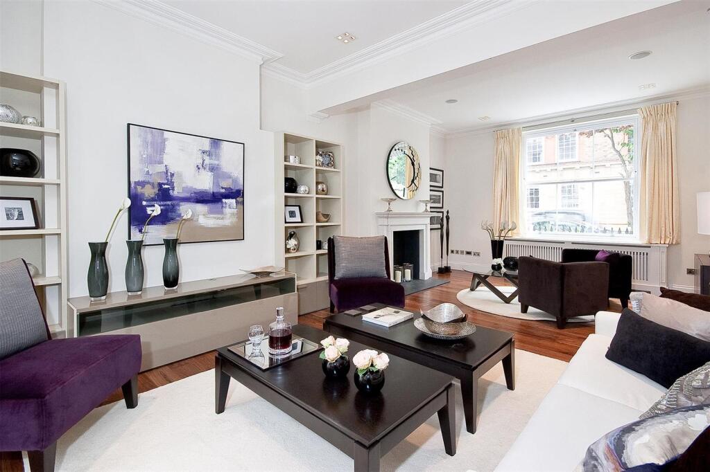 7 bed Mid Terraced House for rent in London. From Plaza Estates 7 bed Mid Terraced House for rent in London. From Plaza Estates