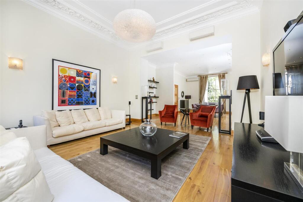 3 bed Annexe for rent in Chelsea. From Plaza Estates 3 bed Annexe for rent in Chelsea. From Plaza Estates